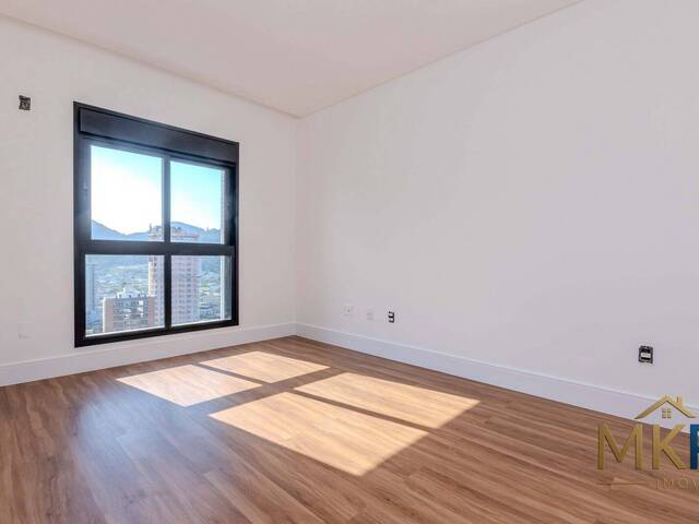 Apartamento para Venda em Itapema - 4