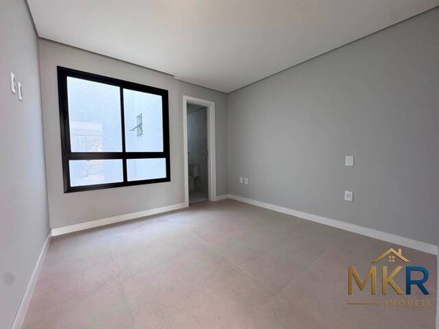 Apartamento para Venda em Balneário Camboriú - 3