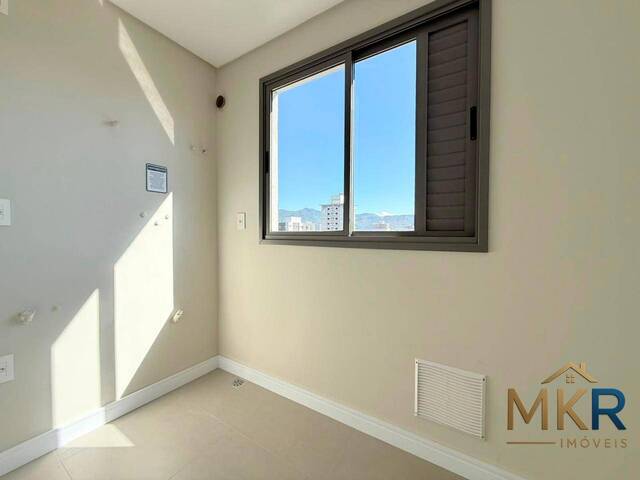 Apartamento para Venda em Itapema - 5
