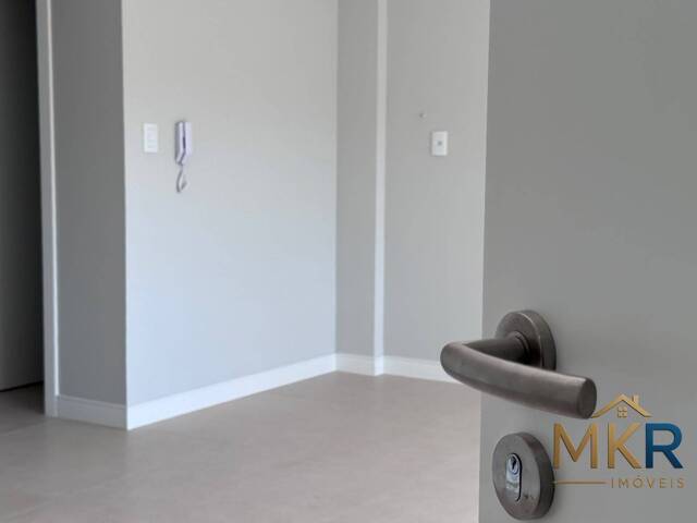 Apartamento para Venda em Balneário Camboriú - 3