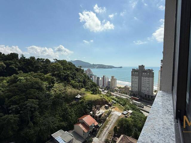Apartamento para Venda em Itapema - 2