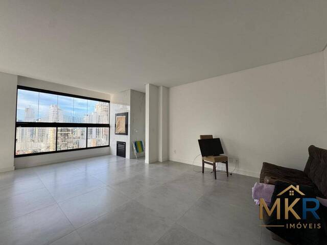 Apartamento para Venda em Itapema - 4