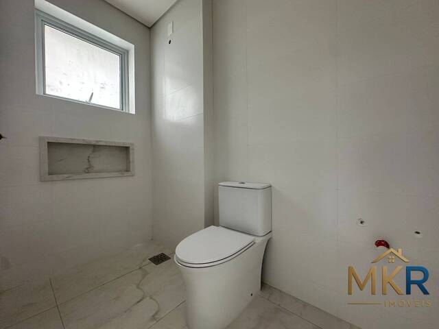 Apartamento para Venda em Itapema - 5