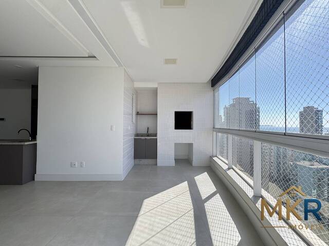Apartamento para Venda em Itapema - 5