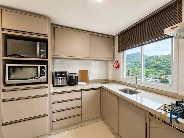 Apartamento para Venda em Itapema - 4