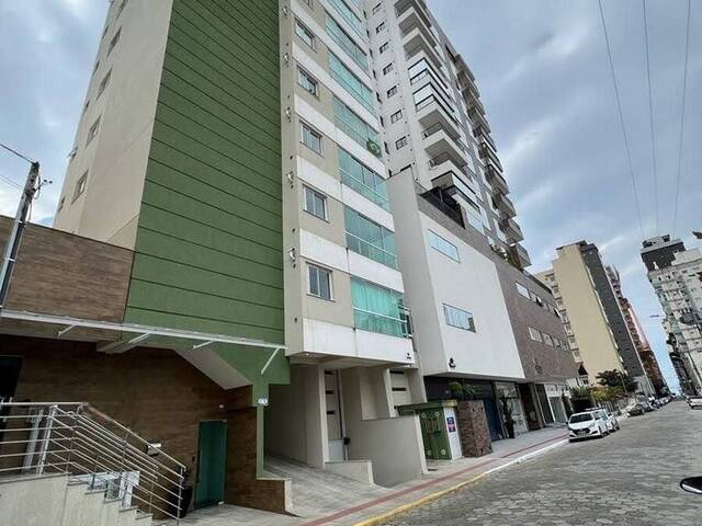 #M1849 - Apartamento para Venda em Itapema - SC