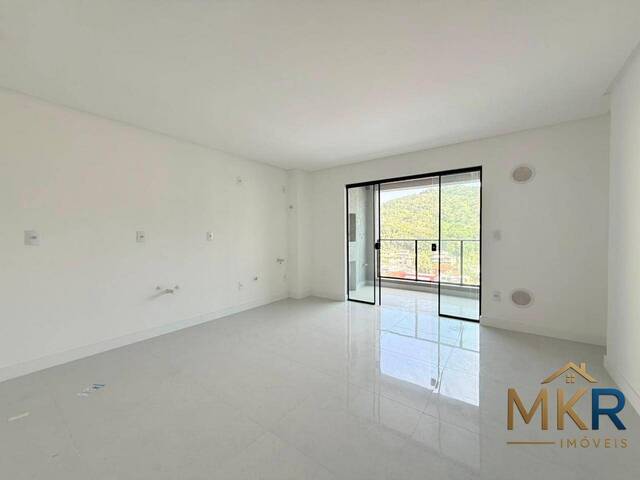 Apartamento para Venda em Itapema - 4