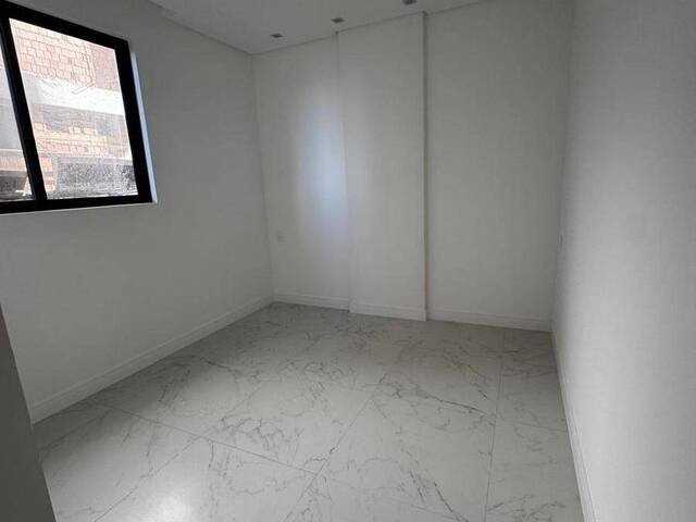 Apartamento para Venda em Itapema - 5